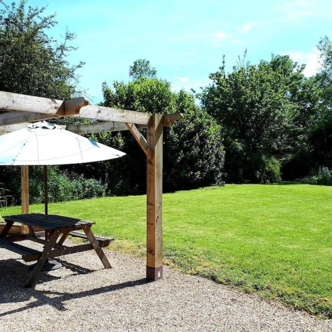 Host & Stay - Clara Cottage Bretforton Εξωτερικό φωτογραφία